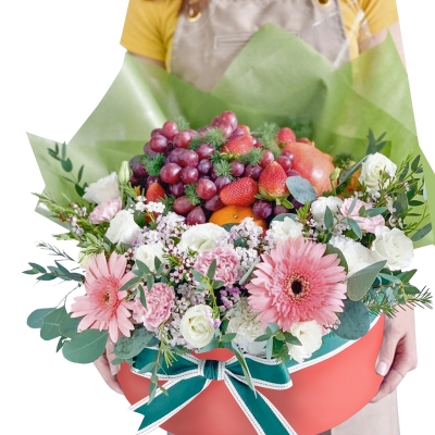 Круглая коробка с цветами и фруктами "Инесса"